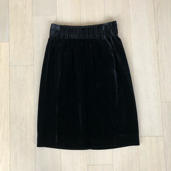 BNWT J Crew Pull on Velvet Skirt Black - Picture 4 of 8